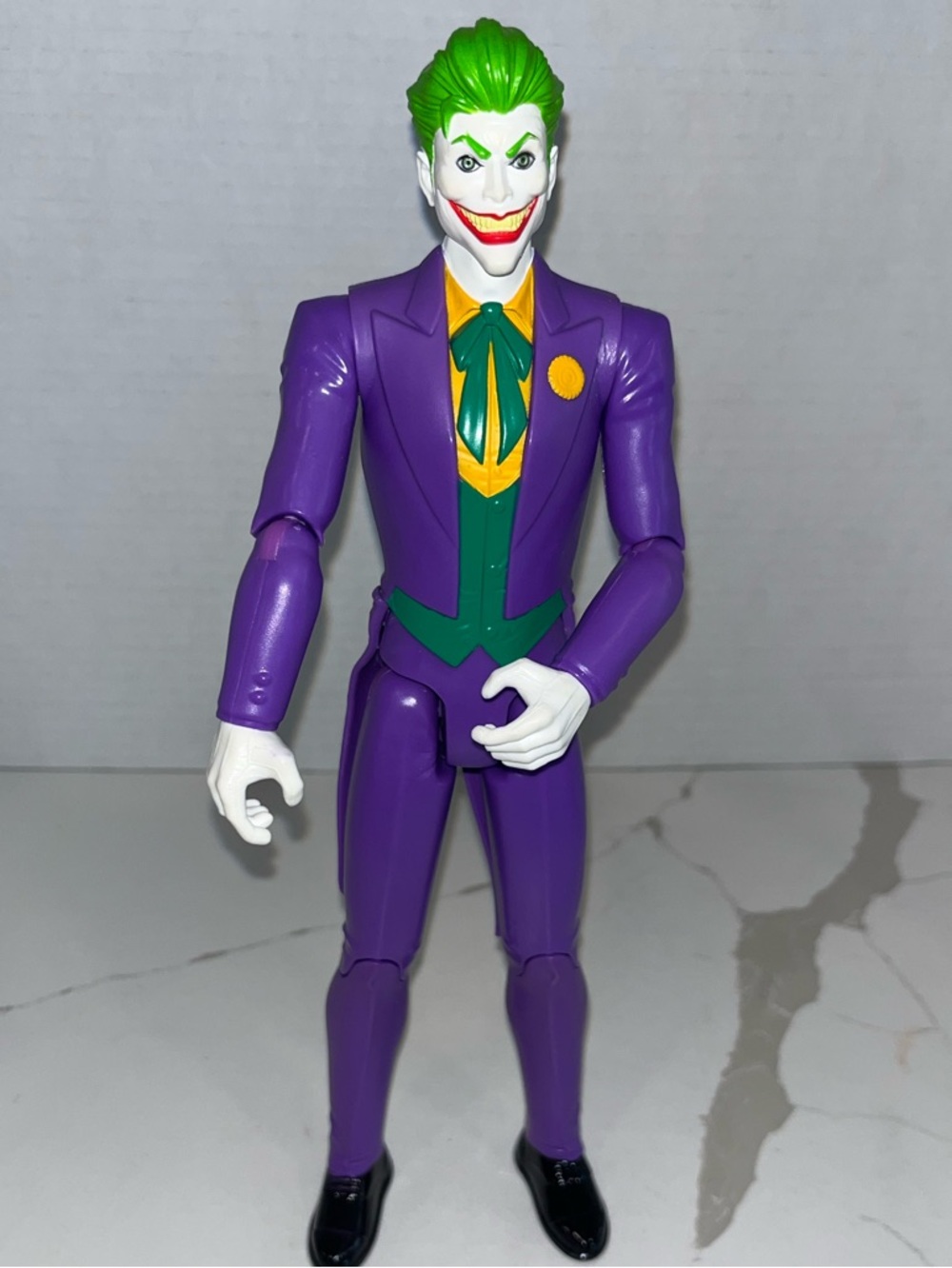 DC COMICS : THE JOKER 11.5” Action Figure DC Comics: Great Condition